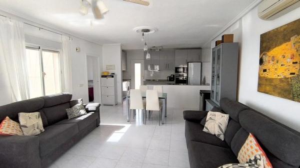 Casa independiente en calle Aeroport s/n