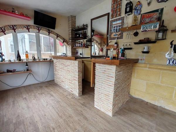 Casa independiente en calle Higuera, 3