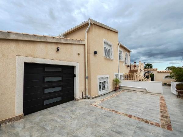 Casa independiente en calle Higuera, 3