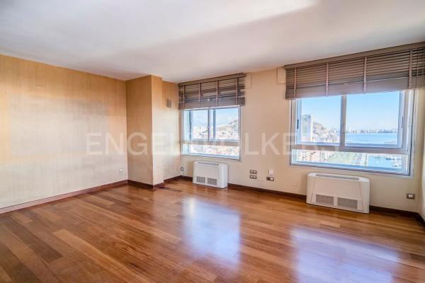 Piso en avenida del Doctor Gadea, 1