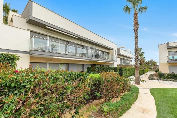 Ático en calle Melocotonero, 11