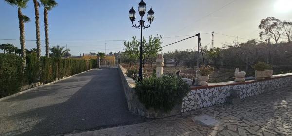 Casa independiente en camino del Dipòsits, 402