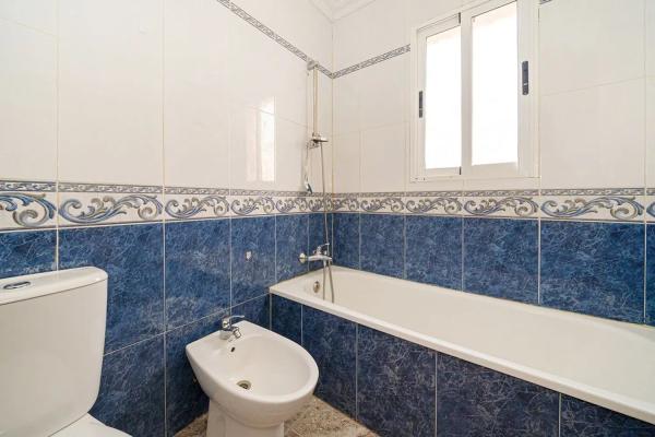 Chalet pareado en calle el Grove