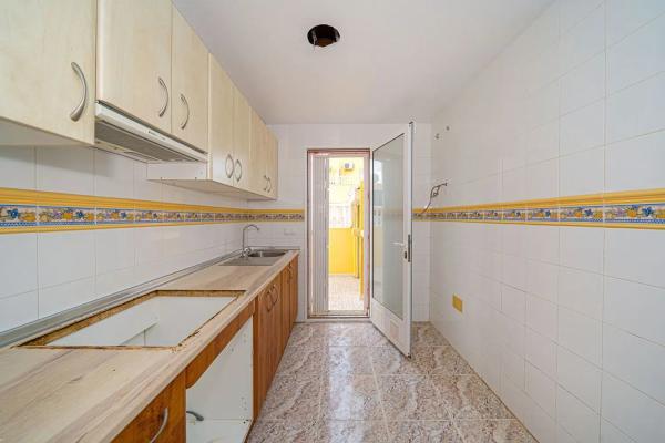 Chalet pareado en calle el Grove