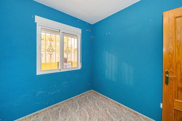 Chalet pareado en calle el Grove