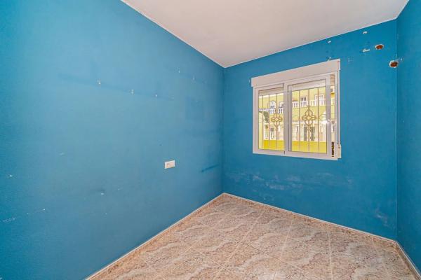 Chalet pareado en calle el Grove