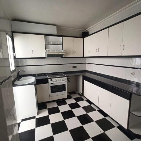 Piso en calle Escultor Navarro Santafé