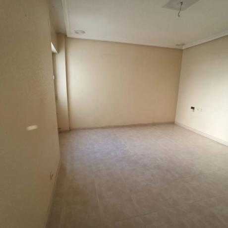 Piso en calle Escultor Navarro Santafé