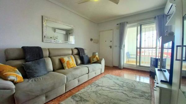 Piso en Los Montesinos