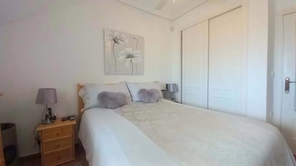 Piso en Los Montesinos