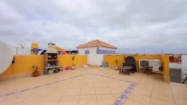 Piso en Los Montesinos