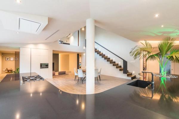 Casa independiente en avenida Alcalde Carlos Carbonell