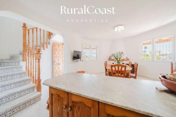 Casa independiente en calle Benifato