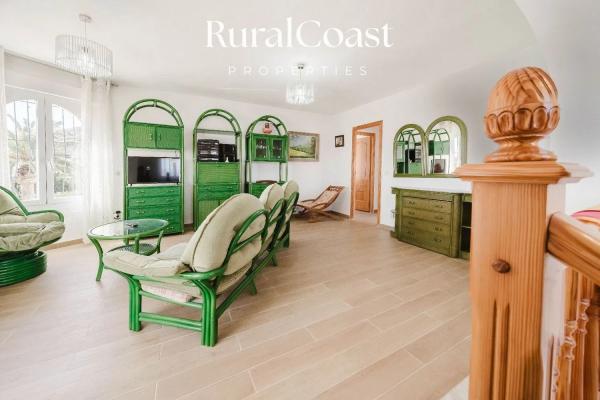 Casa independiente en calle Benifato