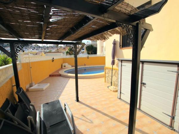 Casa independiente en calle Sierra de Monserrat, 11