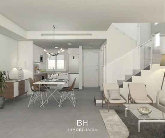 Chalet adosado en calle las Sabinas