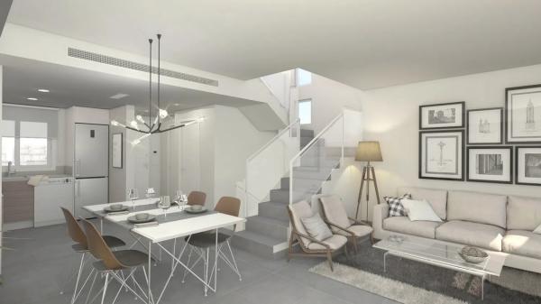 Chalet adosado en calle las Sabinas