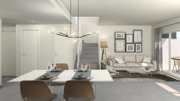 Chalet adosado en calle las Sabinas