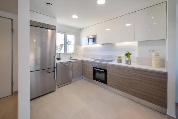 Chalet adosado en calle las Sabinas