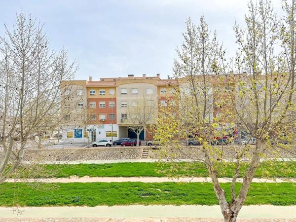 Piso en avenida de los Segundas s/n