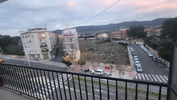 Piso en avenida de Juan Carlos i