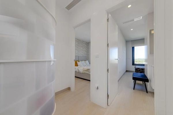 Ático en Barrio Las Colinas Golf