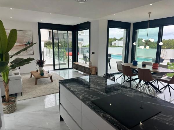 Chalet en Golf Bahía