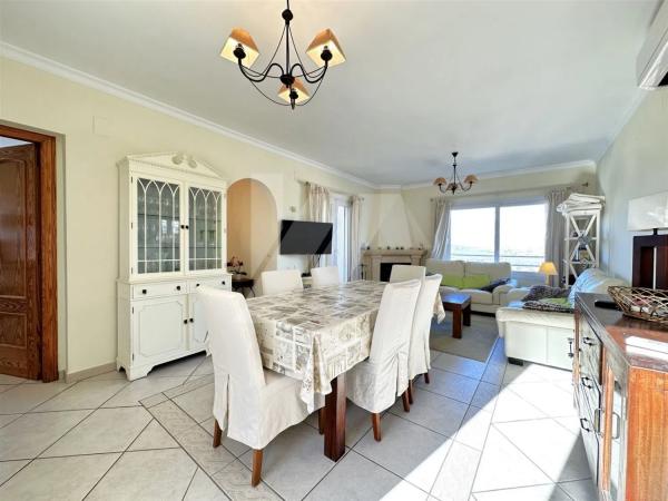 Casa independiente en Polígono Pp.Asegador y Calistr