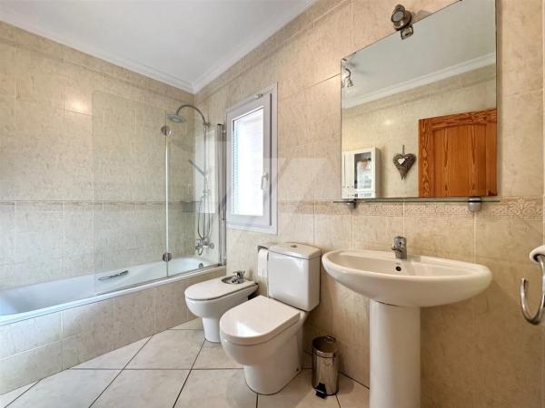 Casa independiente en Polígono Pp.Asegador y Calistr