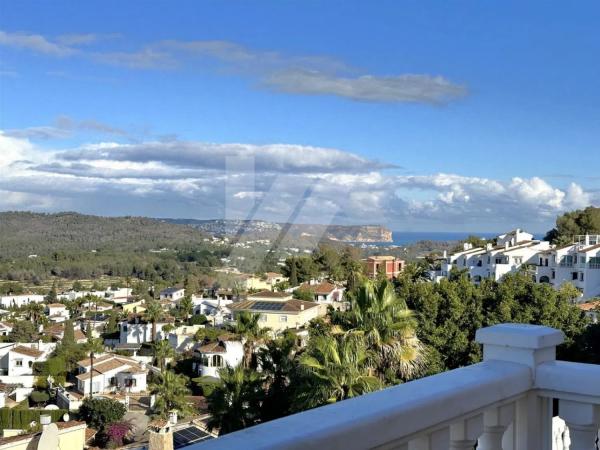 Casa independiente en Polígono Pp.Asegador y Calistr