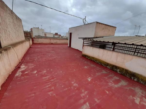 Casa independiente en calle San Juan