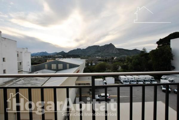 Piso en avenida del Doctor Fleming