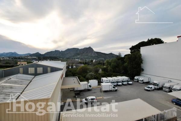 Piso en avenida del Doctor Fleming