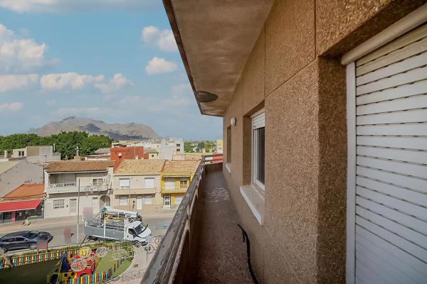 Piso en calle Reina Sofía