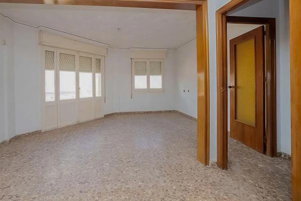 Piso en calle Reina Sofía