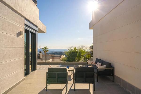 Casa independiente en calle Mariola, 42