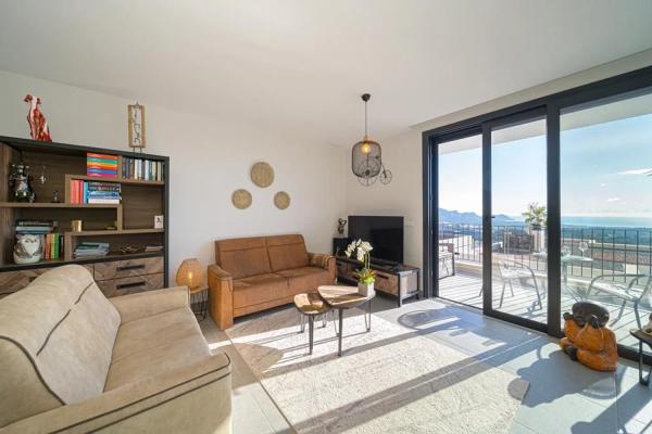 Casa independiente en calle Mariola, 42