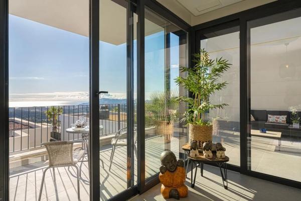 Casa independiente en calle Mariola, 42