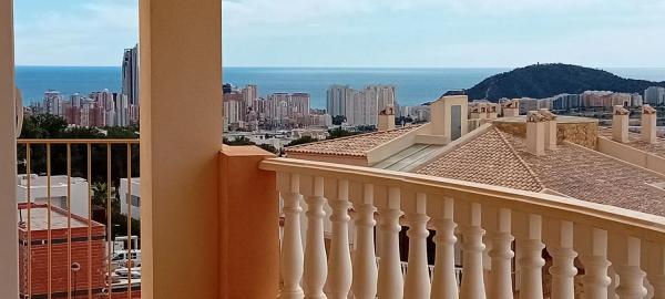 Piso en calle Berna, 2