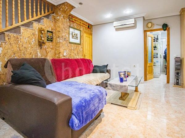 Casa independiente en calle Juan Carbajo Santos, 5