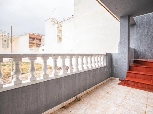 Casa independiente en calle Juan Carbajo Santos, 5