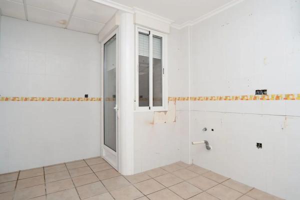 Piso en calle Ramón y Cajal