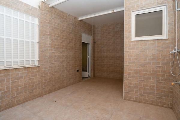 Piso en calle Ramón y Cajal