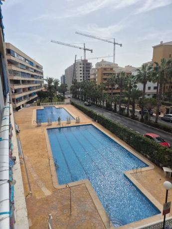 Piso en avenida de las Olas, 8