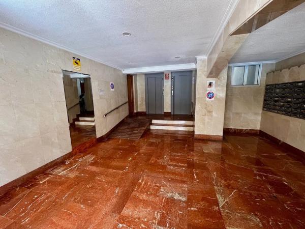 Piso en calle Kennedy, 5