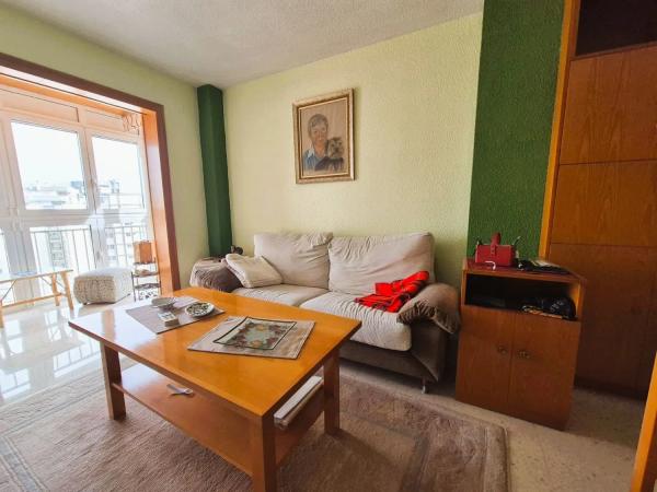 Piso en avenida d'Alcoi