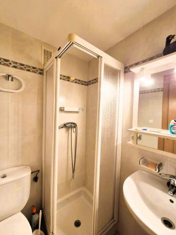 Piso en avenida d'Alcoi