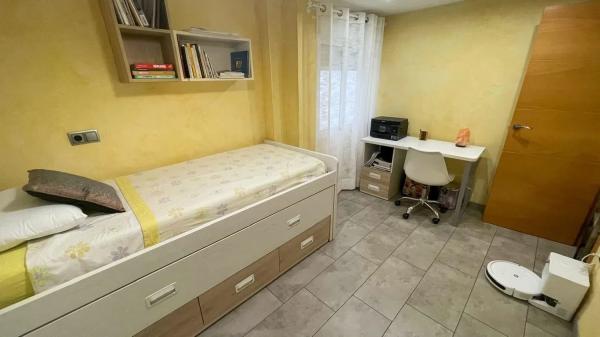 Piso en Barrio Reina Victoria-Miguel Hernández