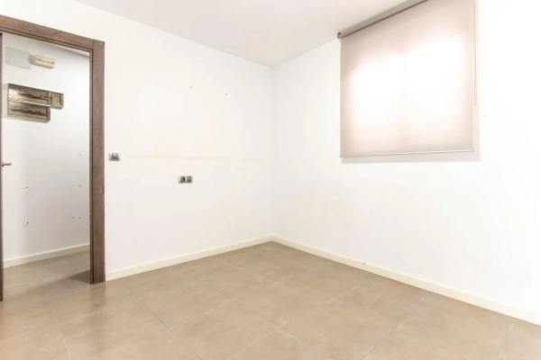 Casa independiente en via Sense Nom