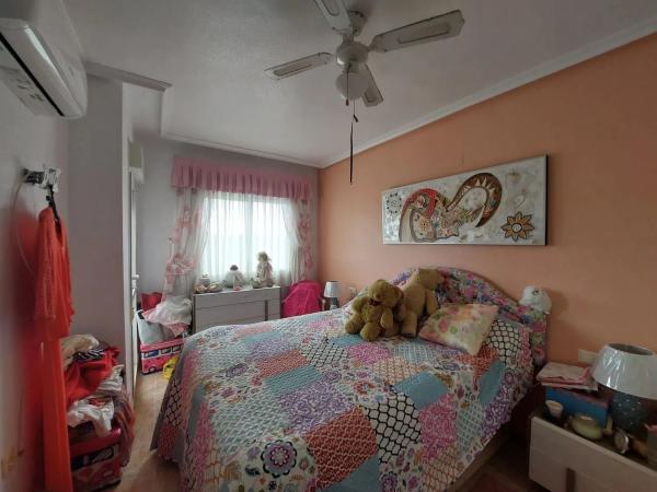 Piso en calle la Paz, 19